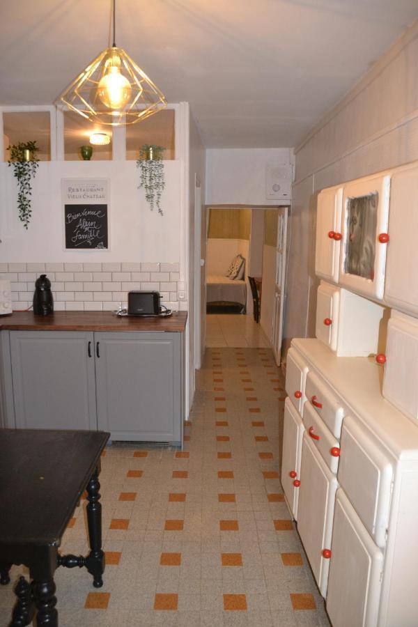 St Jean Du Gard : Spacious Apartment With Use Of Pool サン・ジャン・デュ・ガル エクステリア 写真